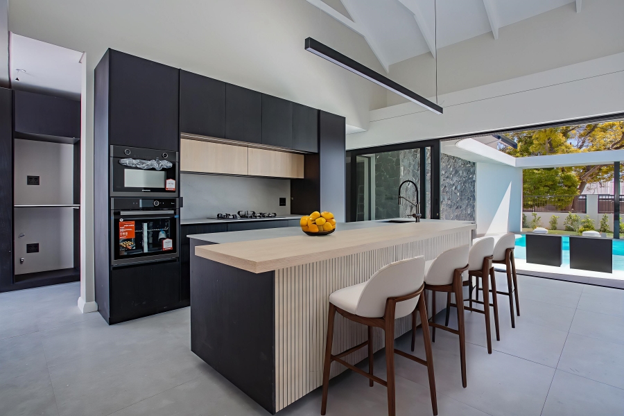 4 Bedroom Property for Sale in Pearl Valley at Val de Vie Western Cape